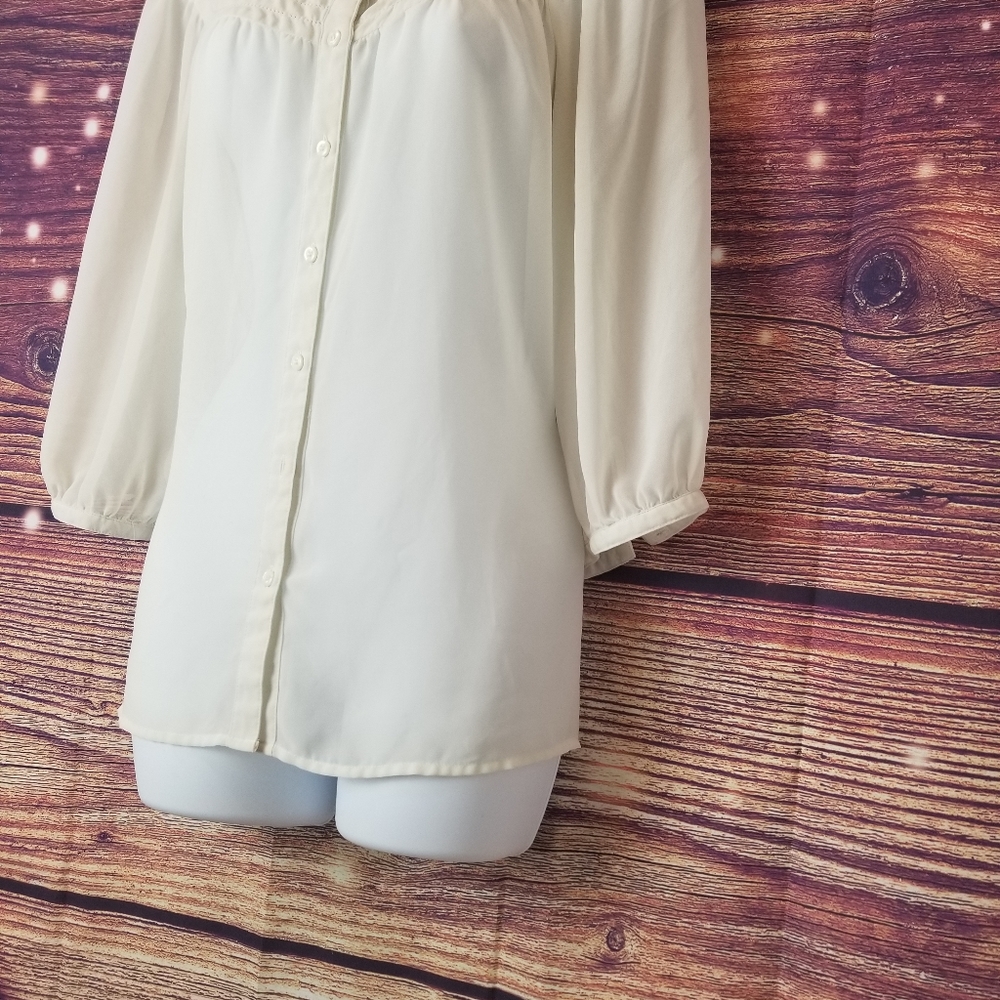 Loft Ann Taylor, women blouse, size M . - Picture 6 of 6